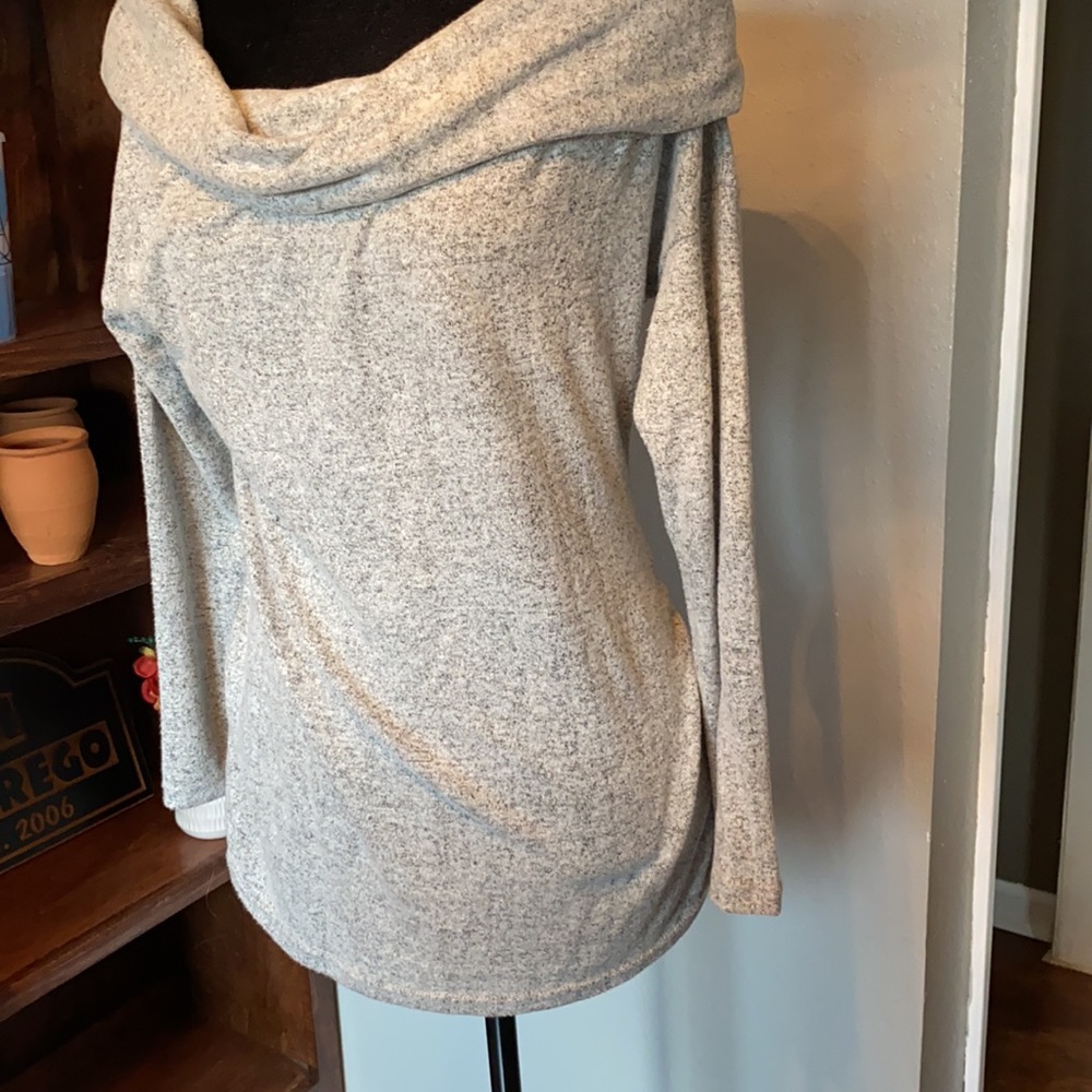Long Sleeve Top